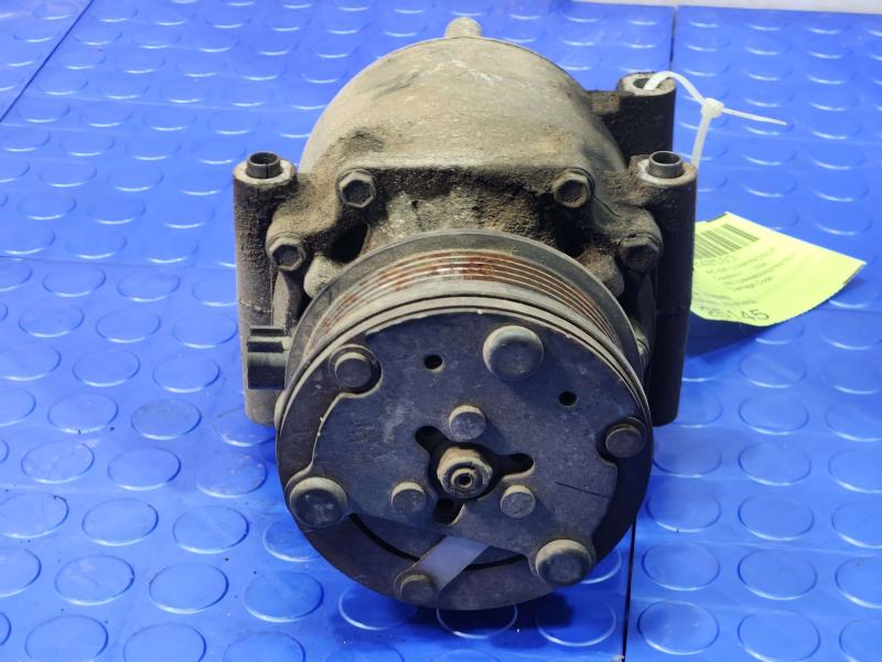 2003 Lincoln Towncar AC Compressor Assembly Genuine OEM Part 1L2H-19D629-AG