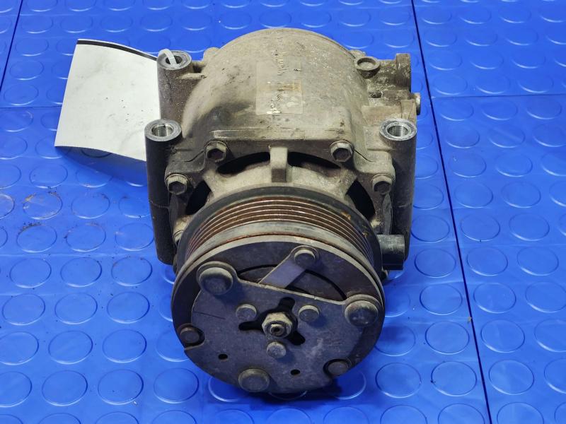 2003 Lincoln Towncar AC Compressor Assembly Genuine OEM Part 1L2H-19D629-AG