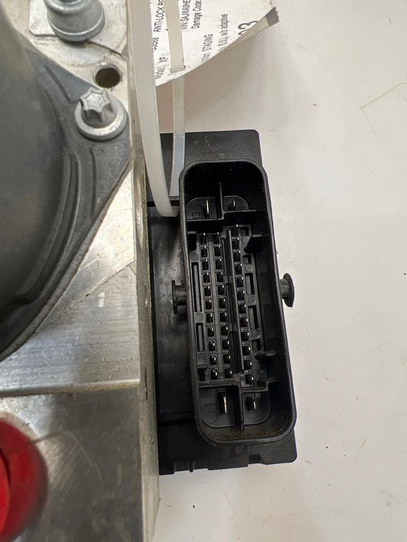2011 Jaguar XF ABS Pump Anti Lock Brake Pump Module Assembly OEM AX23-2C405-AC