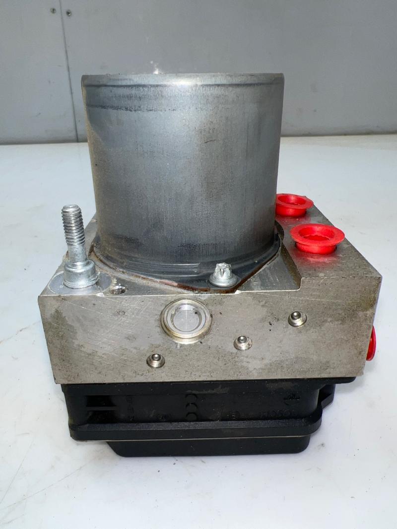 2011 Jaguar XF ABS Pump Anti Lock Brake Pump Module Assembly OEM AX23-2C405-AC