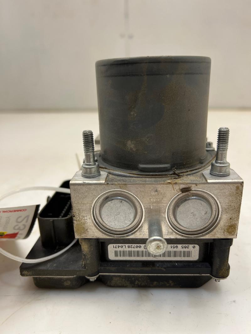 2011 Jaguar XF ABS Pump Anti Lock Brake Pump Module Assembly OEM AX23-2C405-AC