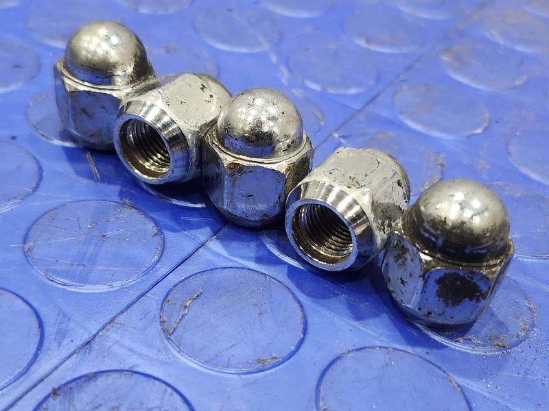 2021 Subaru Crosstrek Lug Nuts
