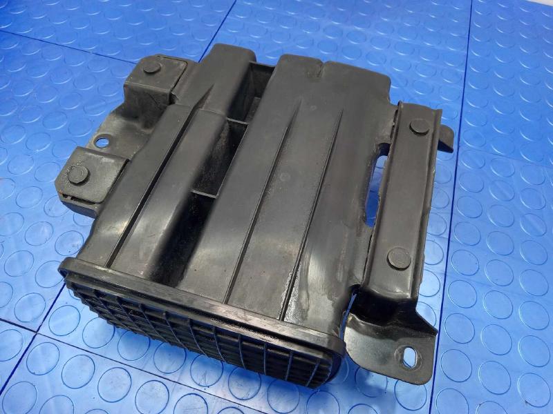 2011 Mazda CX-7 Evaporator Canister