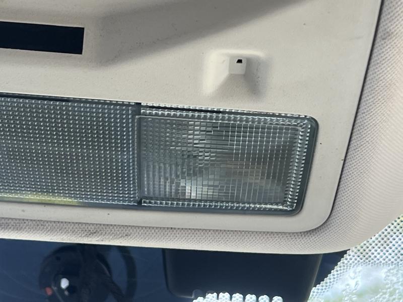 2012 Land Rover Evoque Front Console