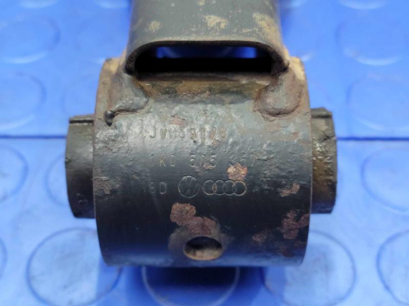 2009 Volkswagen Tiguan Lower Control Arm Rr