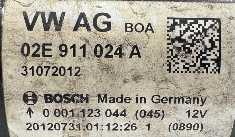 2013 Volkswagen Passat Starter Motor