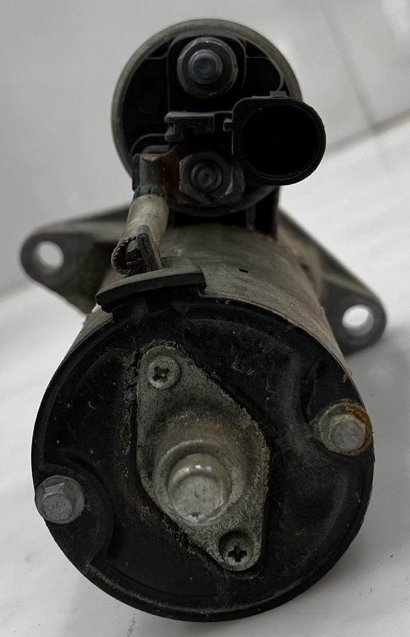 2013 Volkswagen Passat Starter Motor