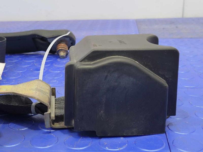 2000 Mitsubishi Eclipse Front Seat Belt