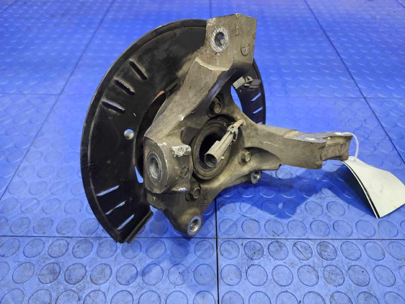 2010 Chevrolet Impala Spindle Knuckle Front