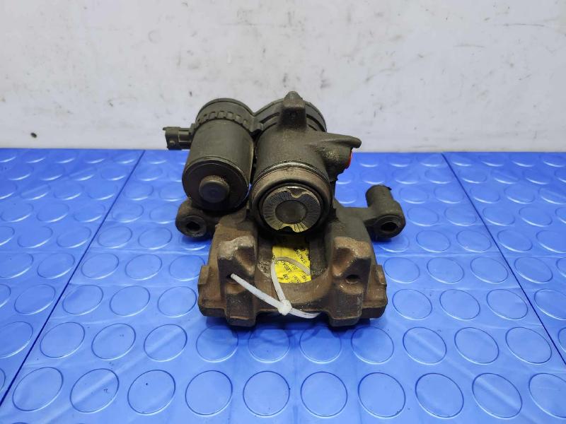 2015 Subaru Legacy Caliper