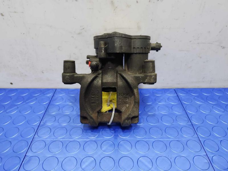 2015 Subaru Legacy Caliper