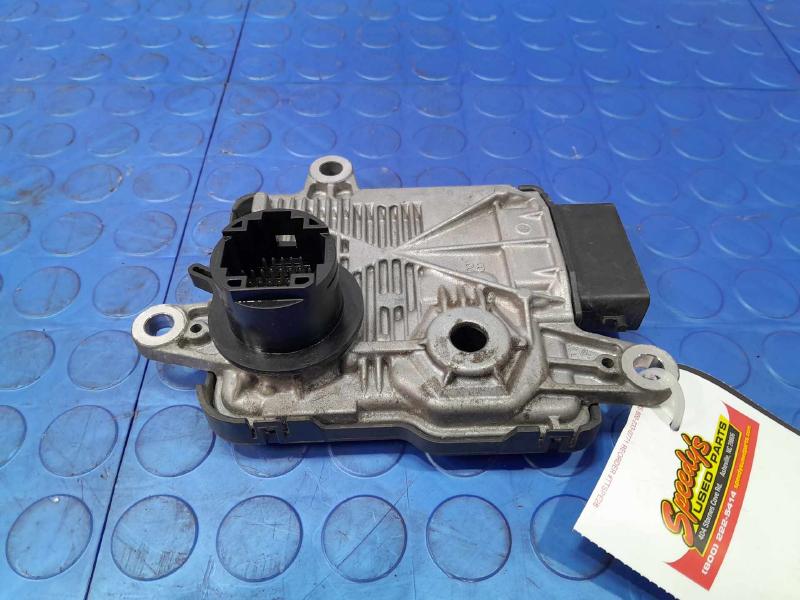 2017-2021 Volvo S90 Transmission Control Module TCM Genuine OEM 31380617
