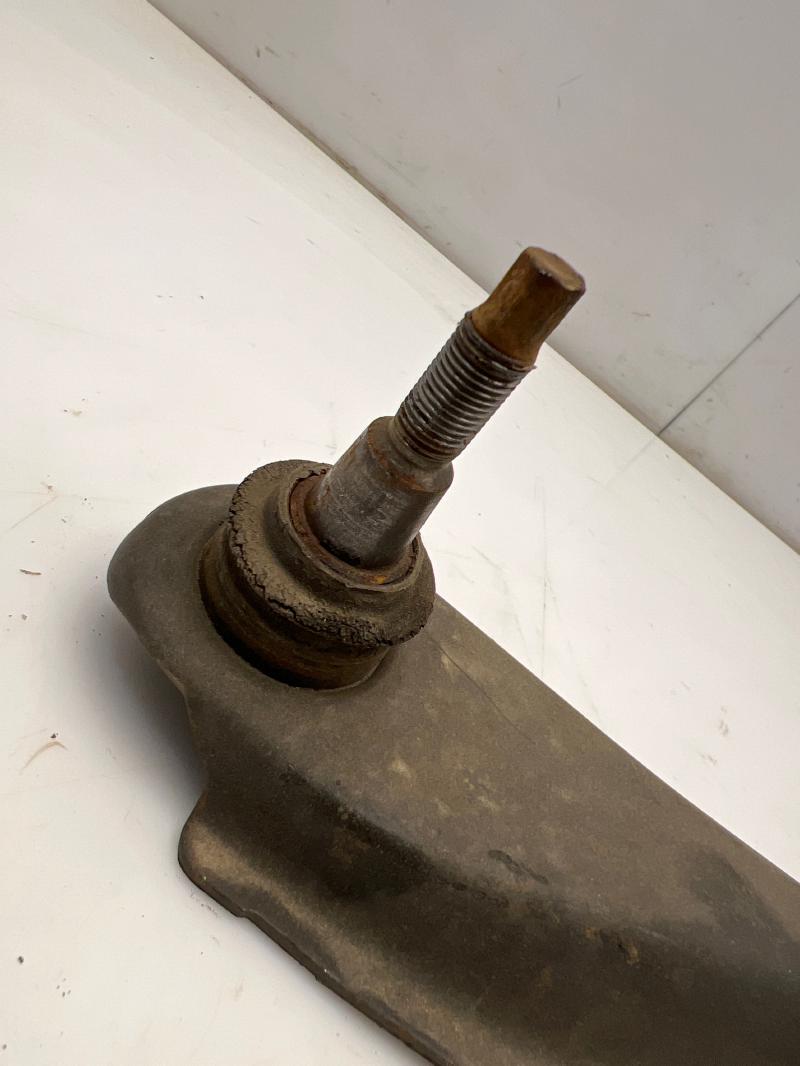 2009 Ford Escape Lower Control Arm Rr