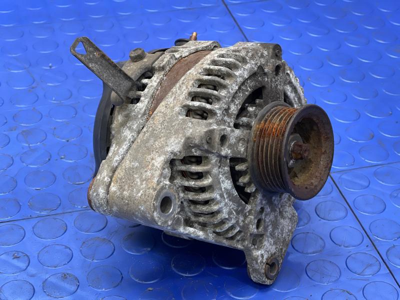 2003-2006 Toyota Tundra 4.7L 130 Amp Alternator Assembly OEM 270600F040