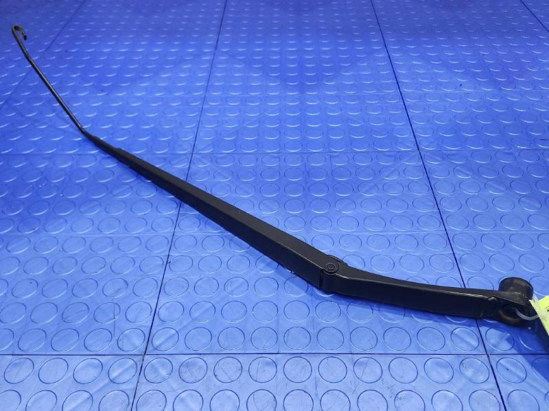 2020 Nissan Versa Wiper Arm