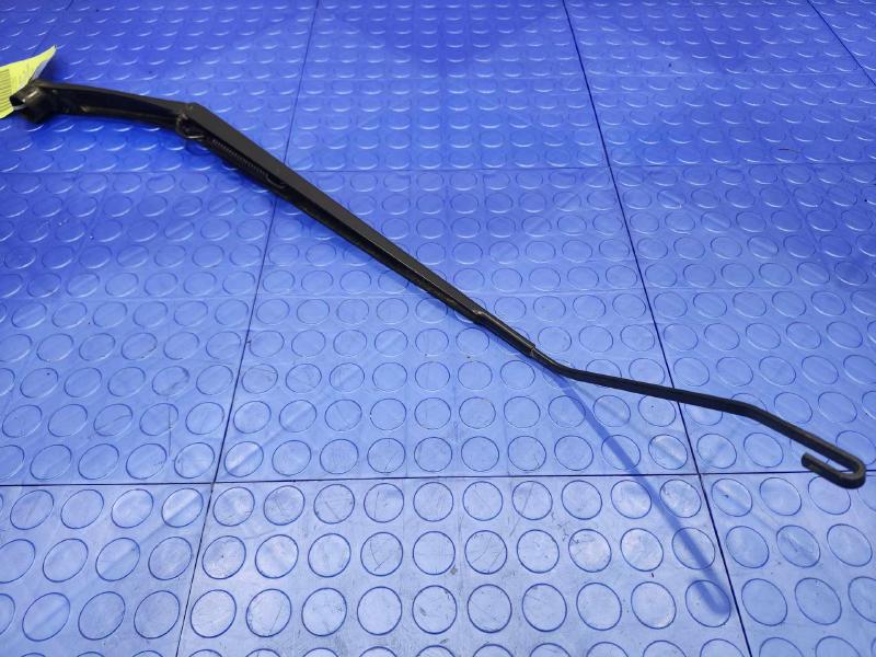 2020 Nissan Versa Wiper Arm