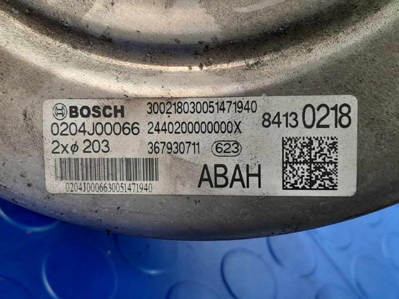 2018-2020 Buick Regal Power Brake Booster Servo Genuine OEM 84130218