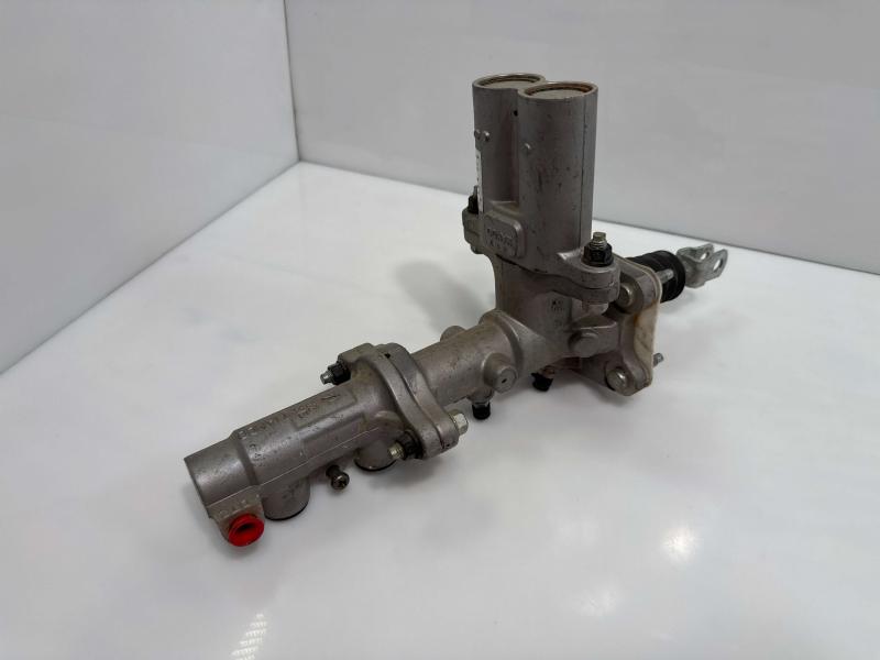 2013 Hyundai Sonata Master Cylinder