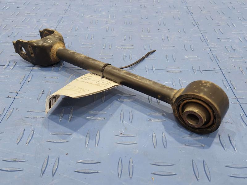 2020 Toyota RAV4 Lower Control Arm Rr