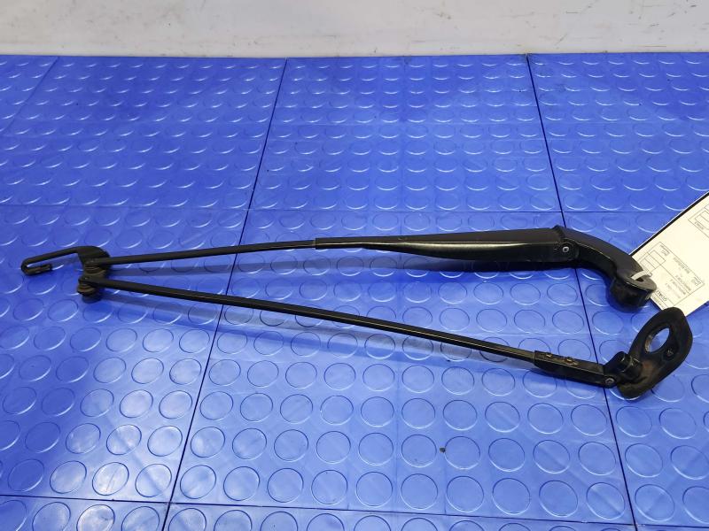 2008 Lexus LS 460 Wiper Arm
