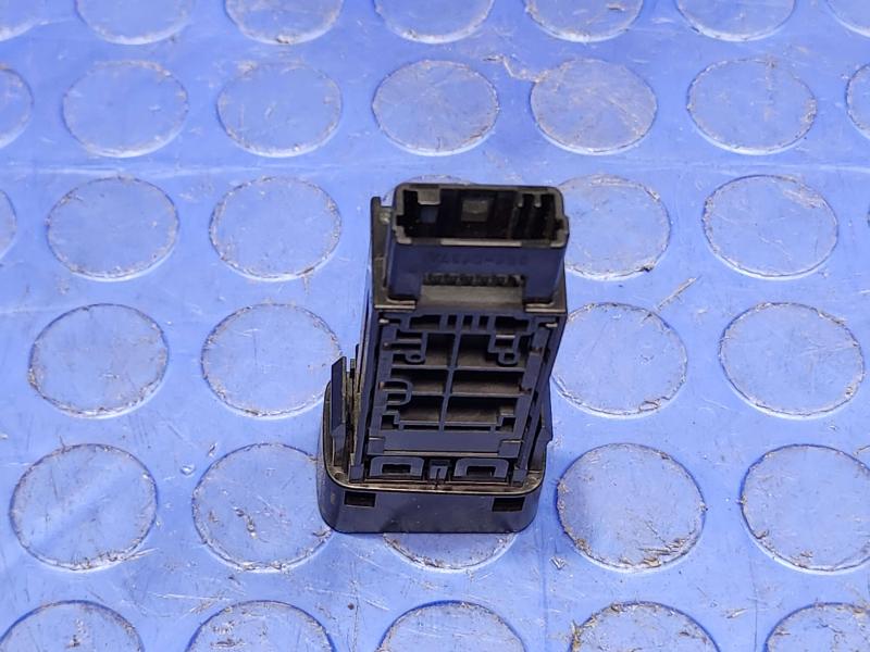 2013 Toyota Prius Misc Ebay Parts
