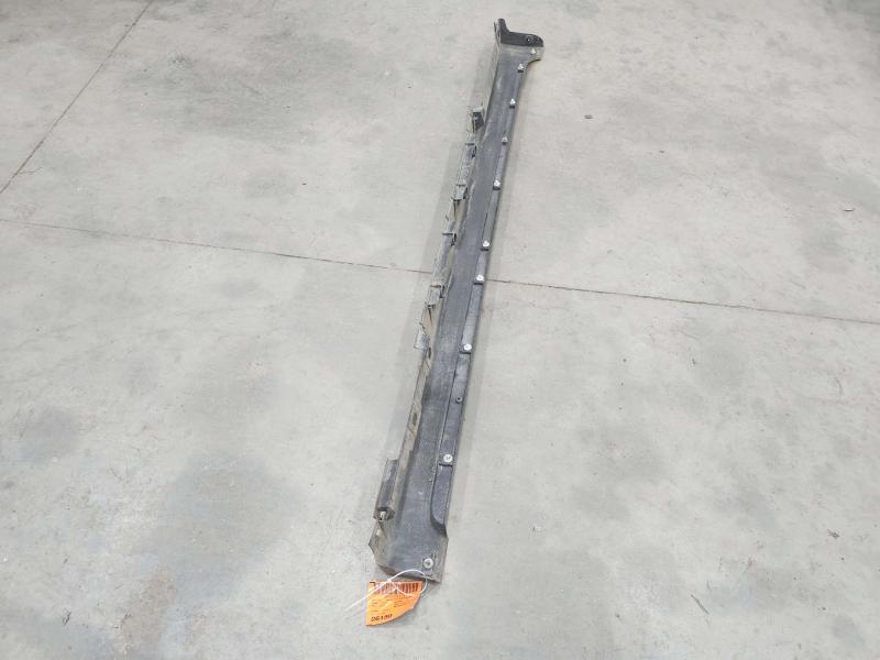 2014 Toyota Prius Rocker Moulding