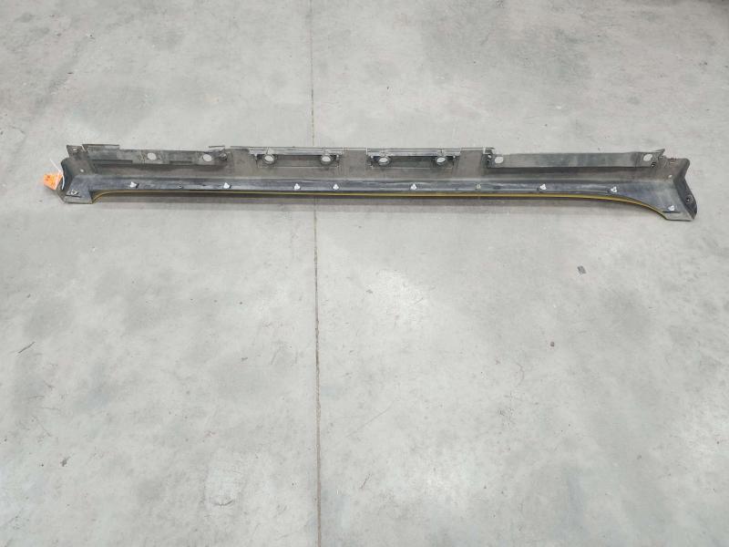 2014 Toyota Prius Rocker Moulding