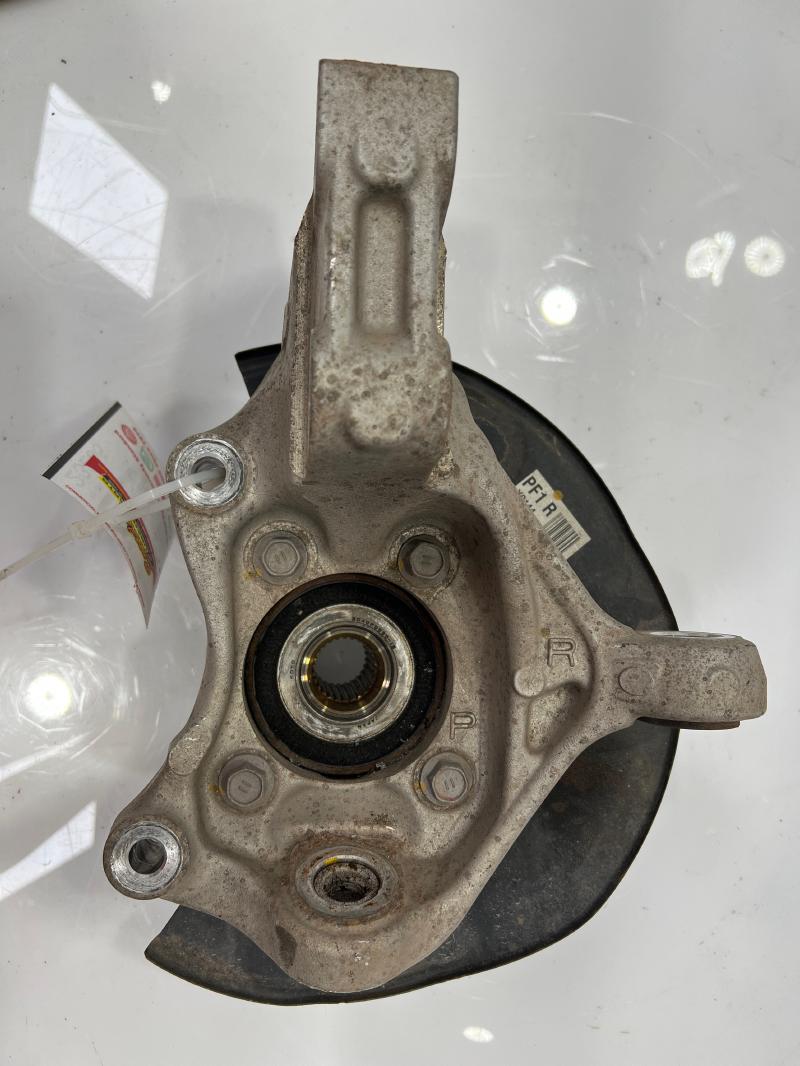2010 Toyota Prius Spindle Knuckle Front