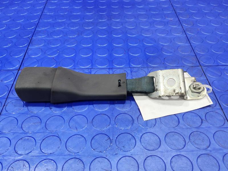 2010 Toyota Prius Rear Seat Belt