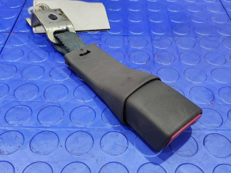 2010 Toyota Prius Rear Seat Belt