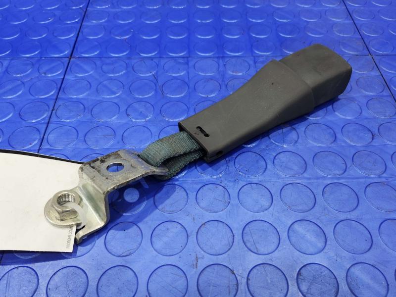 2010 Toyota Prius Rear Seat Belt