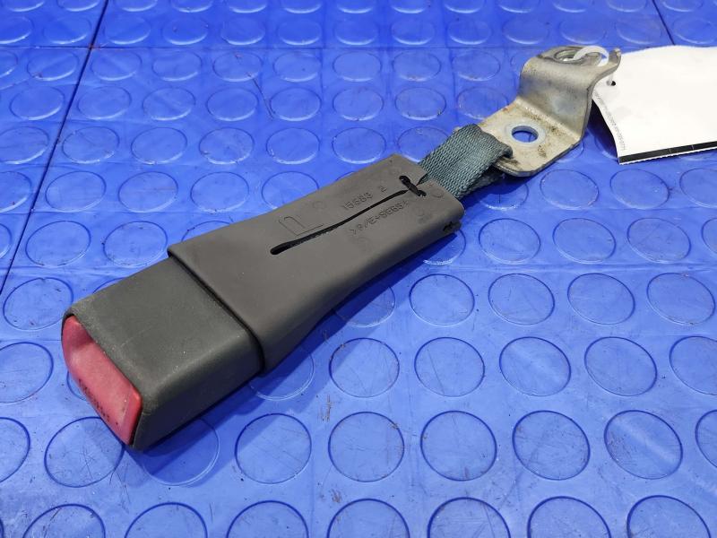 2010 Toyota Prius Rear Seat Belt