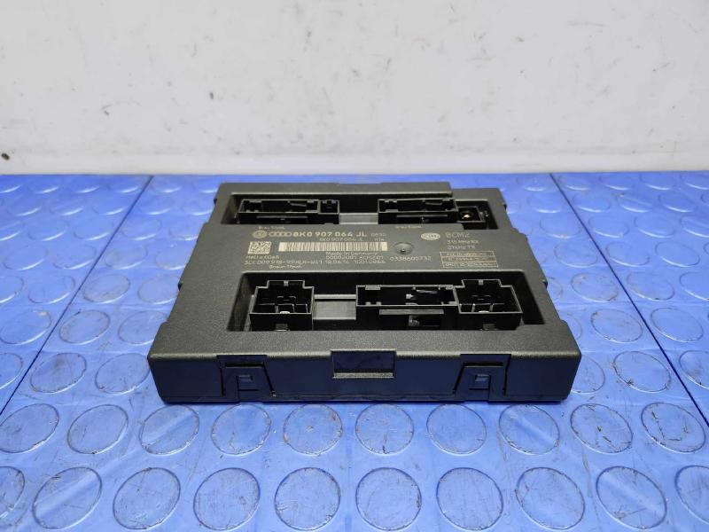 2013-2016 Audi A4 Body Comfort Control Module BCM Genuine OEM 8K0907064JL