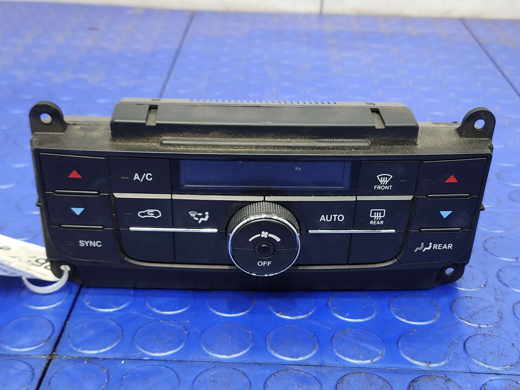 2013 Dodge Durango Heater A/C Control