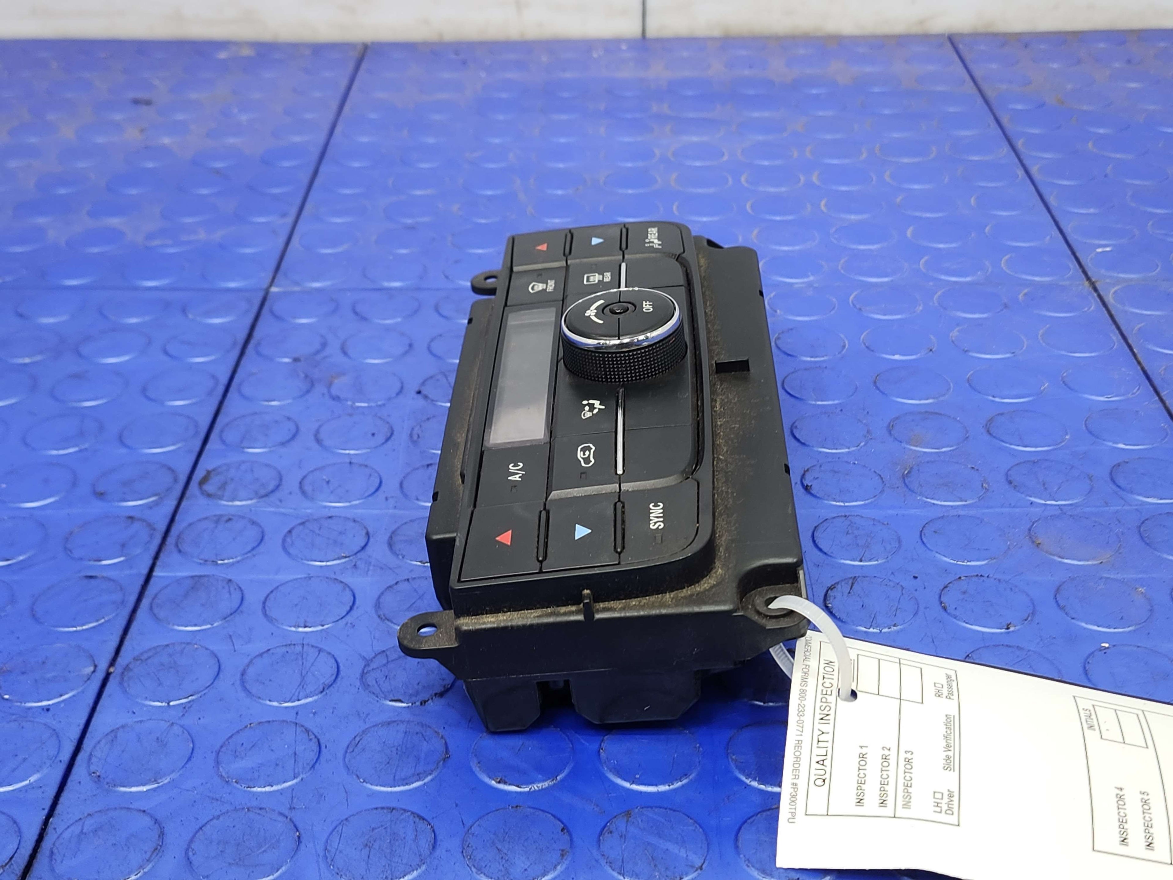 2013 Dodge Durango Heater A/C Control