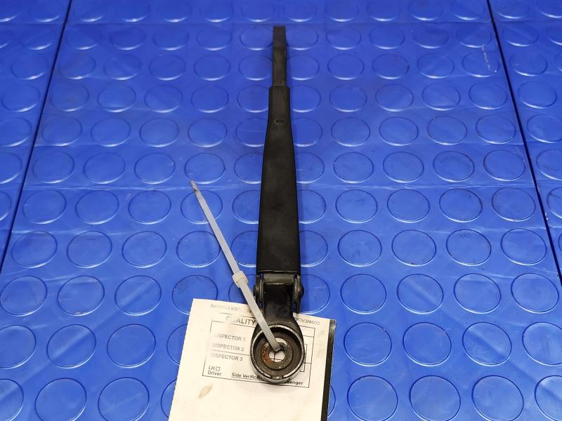 2011 Dodge Grand Caravan Wiper Arm