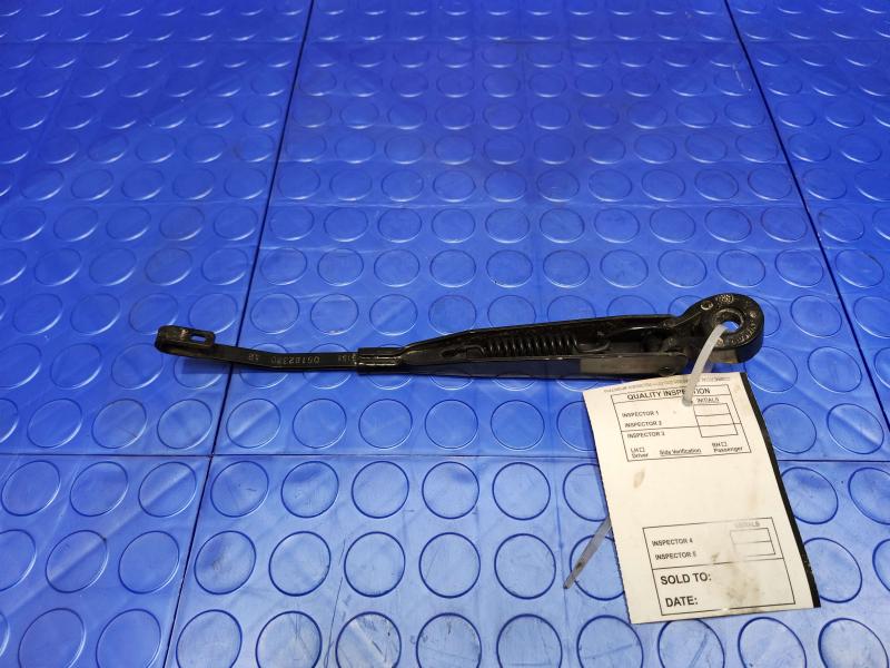 2011 Dodge Grand Caravan Wiper Arm