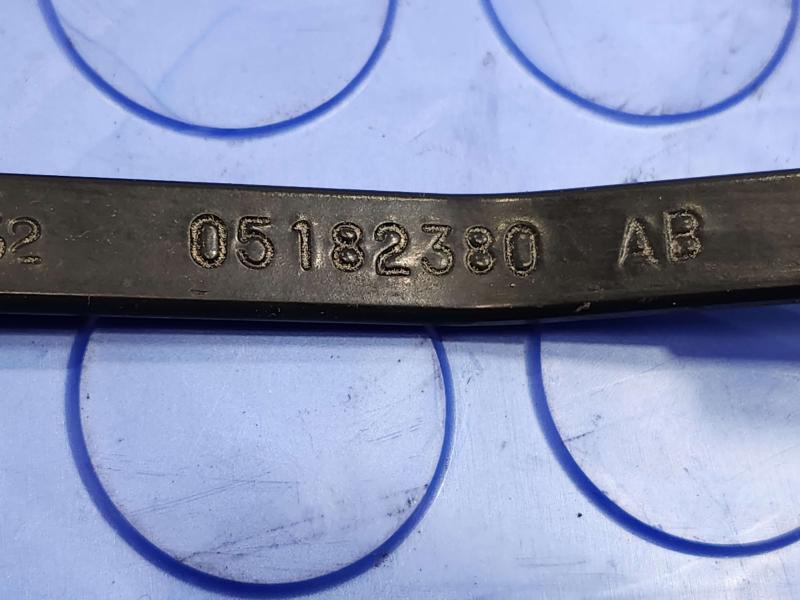 2011 Dodge Grand Caravan Wiper Arm