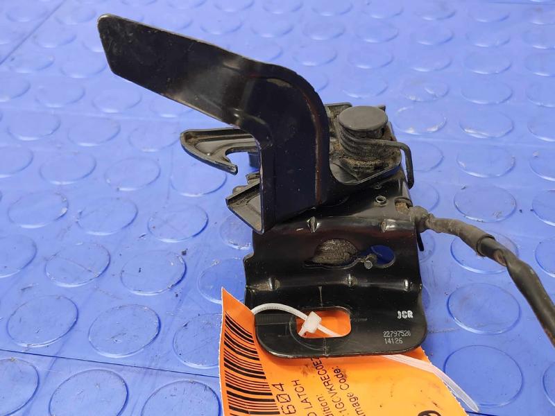 2014 Chevrolet Silverado 1500 Hood Latch