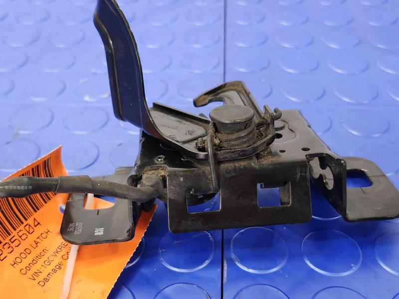 2014 Chevrolet Silverado 1500 Hood Latch