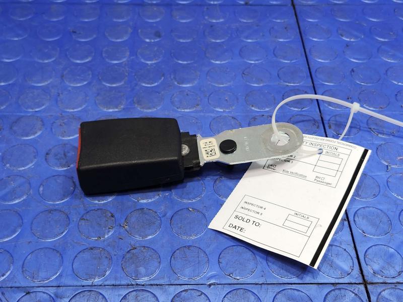 2012 Dodge Grand Caravan Rear Seat Belt