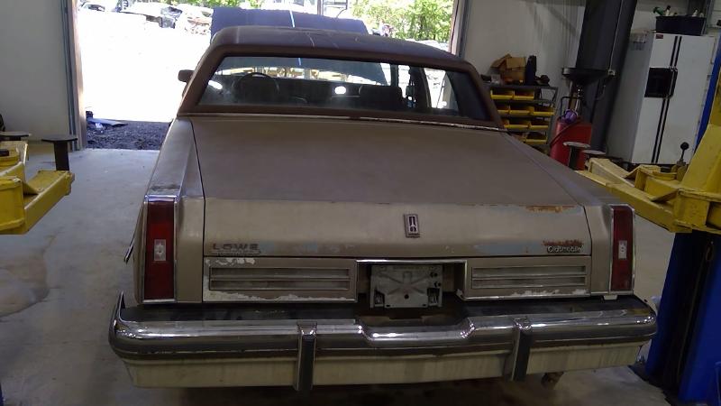 1984 Oldsmobile Ninety-Eight Fender