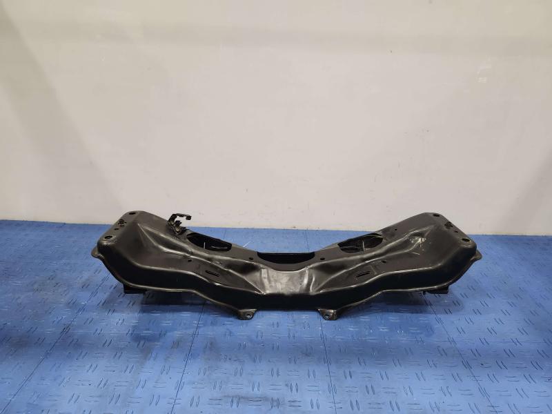 2015 Subaru Forester Crossmember/Cradle/Undercarria