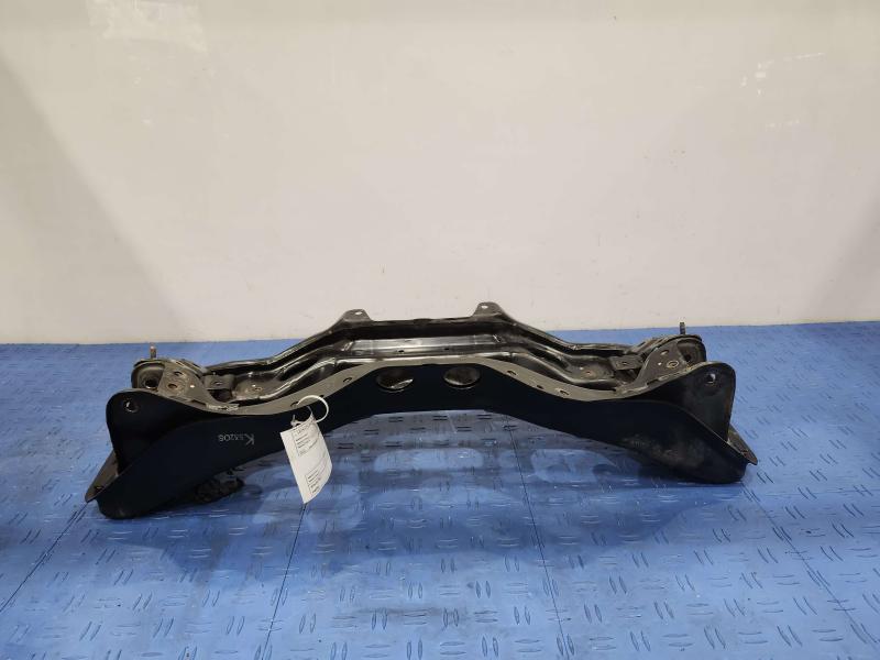 2015 Subaru Forester Crossmember/Cradle/Undercarria