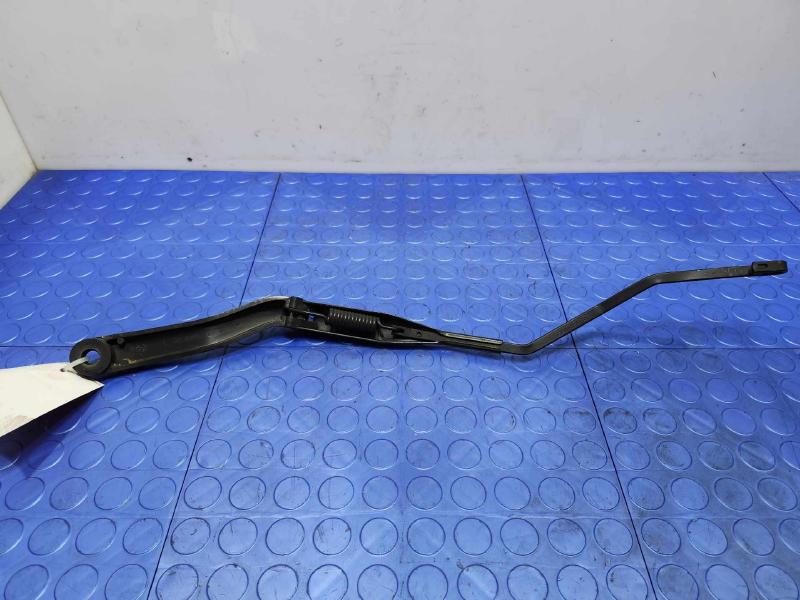 2014 Ram 1500 Wiper Arm