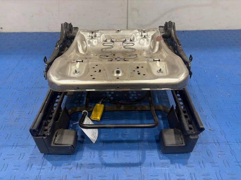 2012 Jeep Compass Seat Track