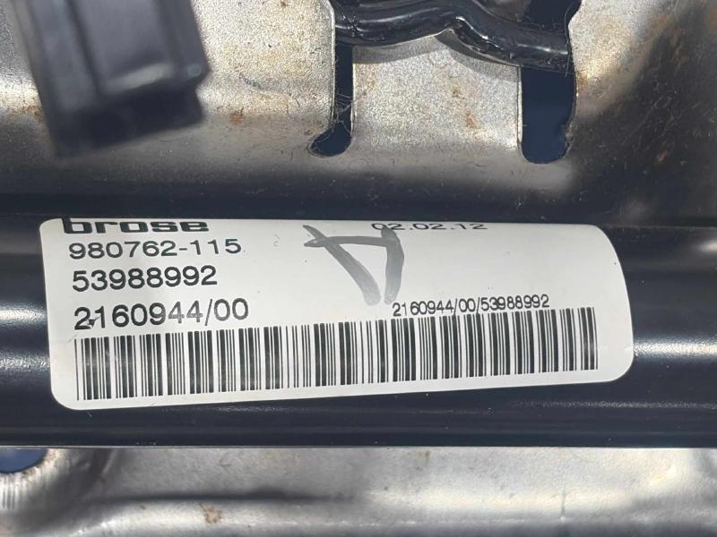 2012 Jeep Compass Seat Track