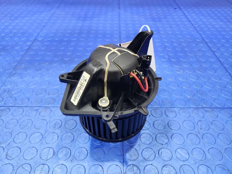 2014 MINI Cooper Countryman Blower Motor