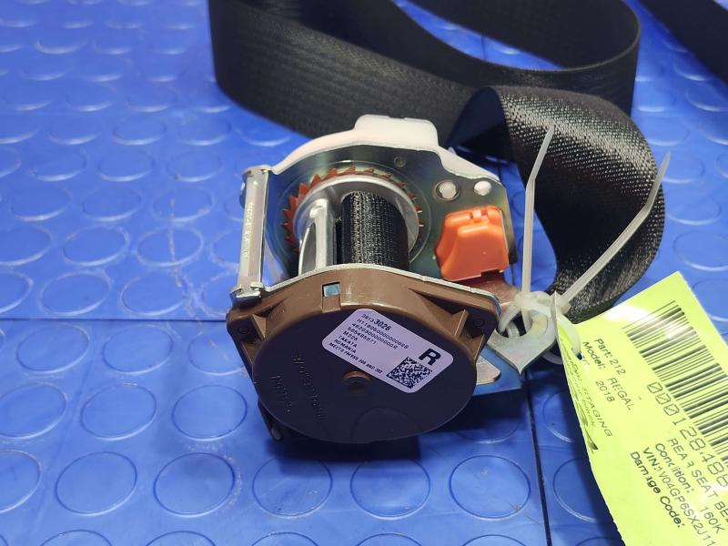 2018 Buick Regal Rear Seat Belt
