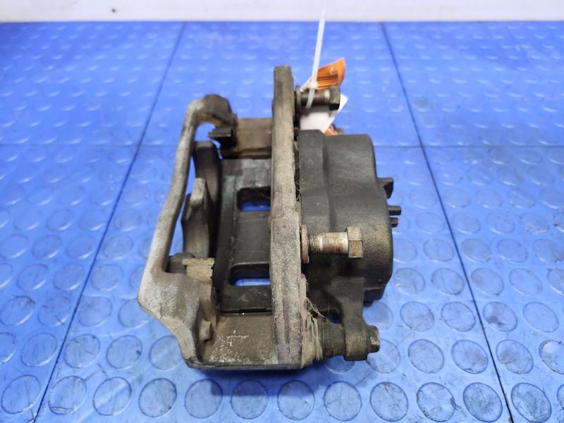 2016 Kia Sedona Caliper